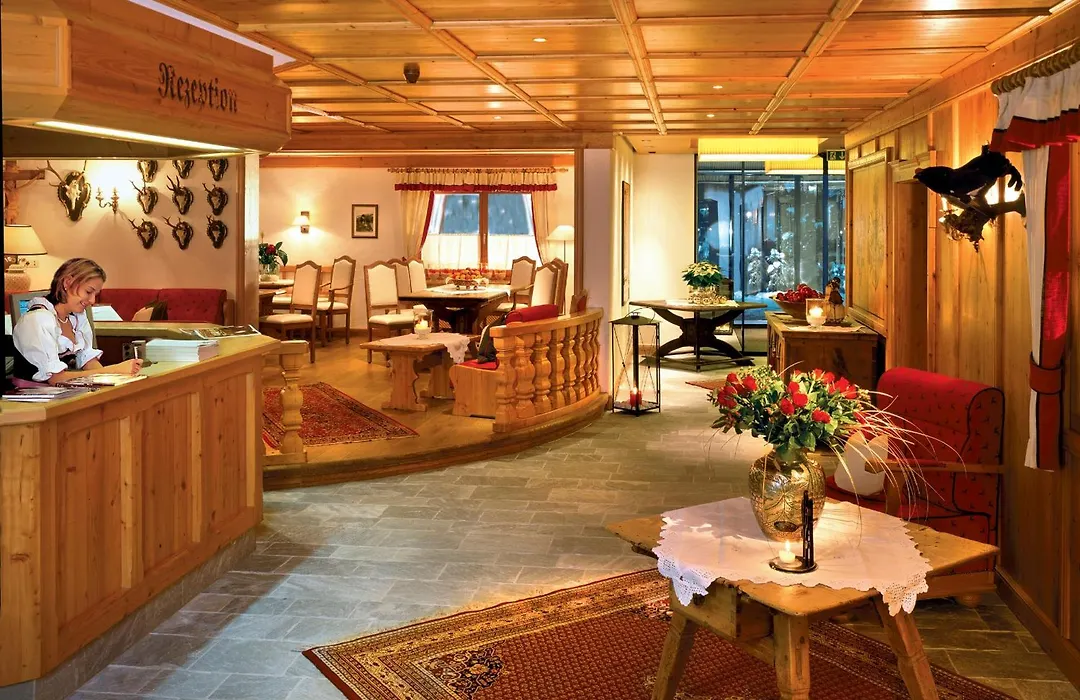 Hotel Zinnkruegl-1