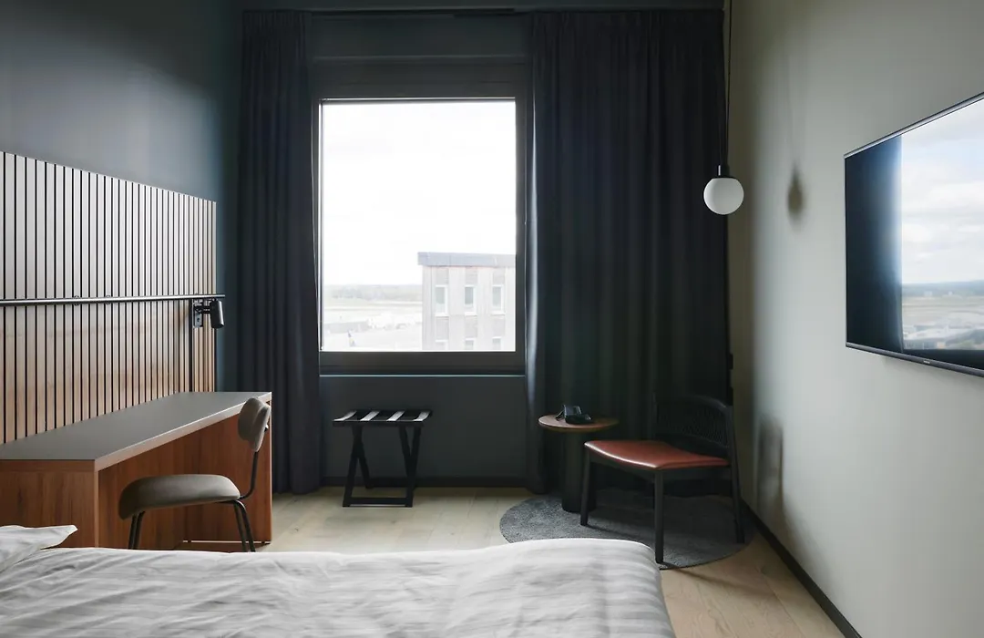 Comfort Hotel Arlanda Airport Terminal-1