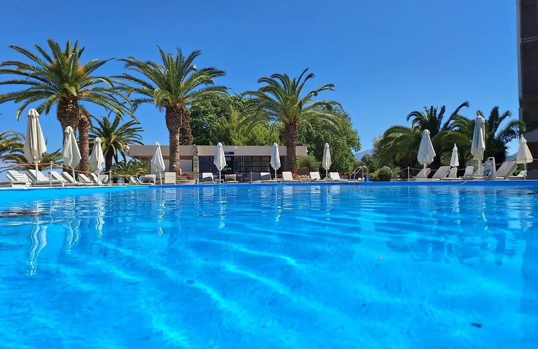 Long Beach Hotel & Resort-1