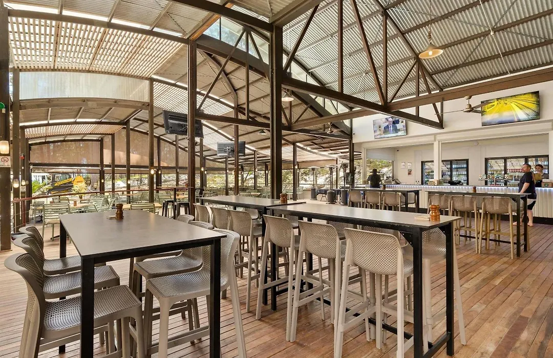 Kingfisher Bay Resort-1