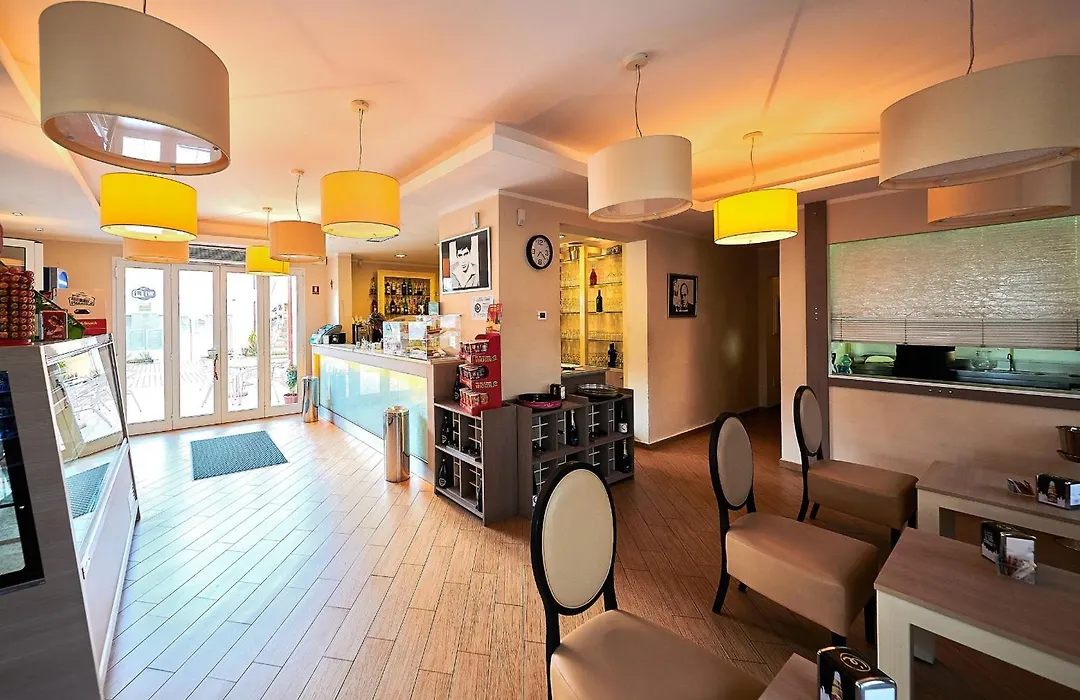 Hotel Bolgheri Marina Resort-1
