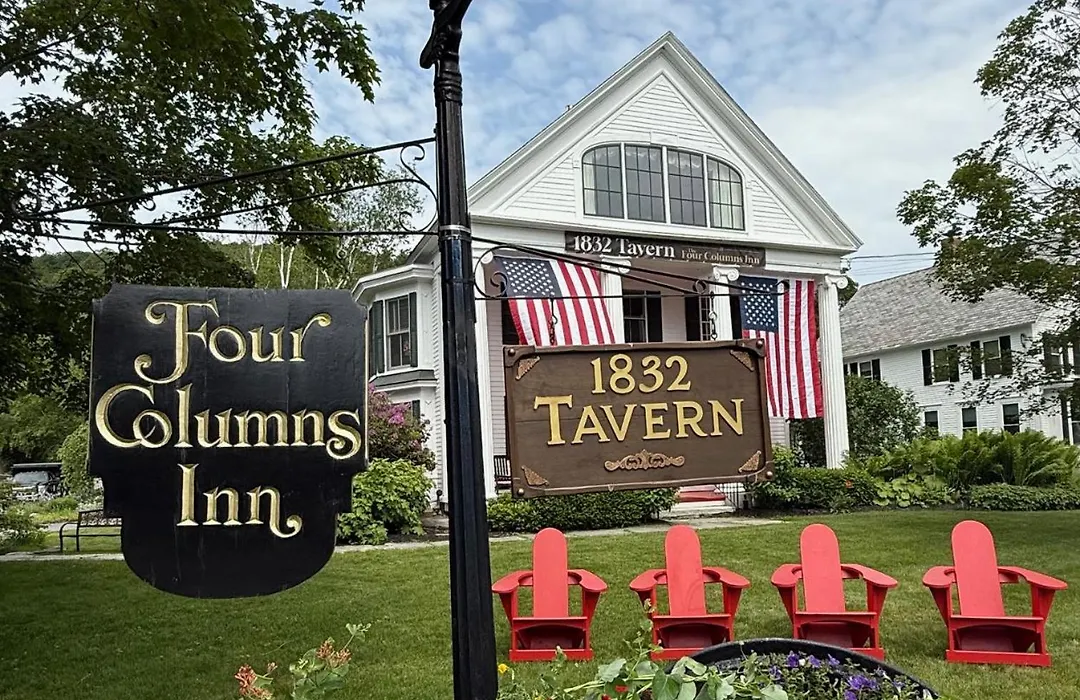The Four Columns Inn & 1832 Tavern-1