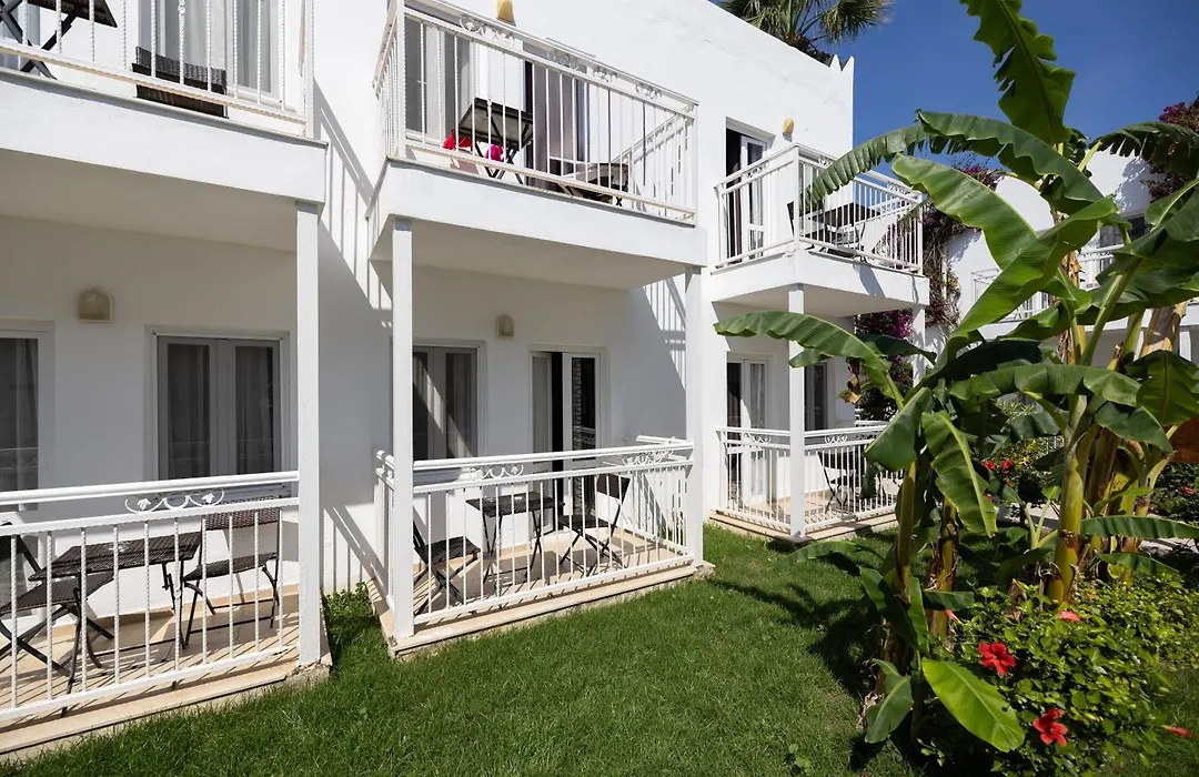 Petunya Beach Resort-1