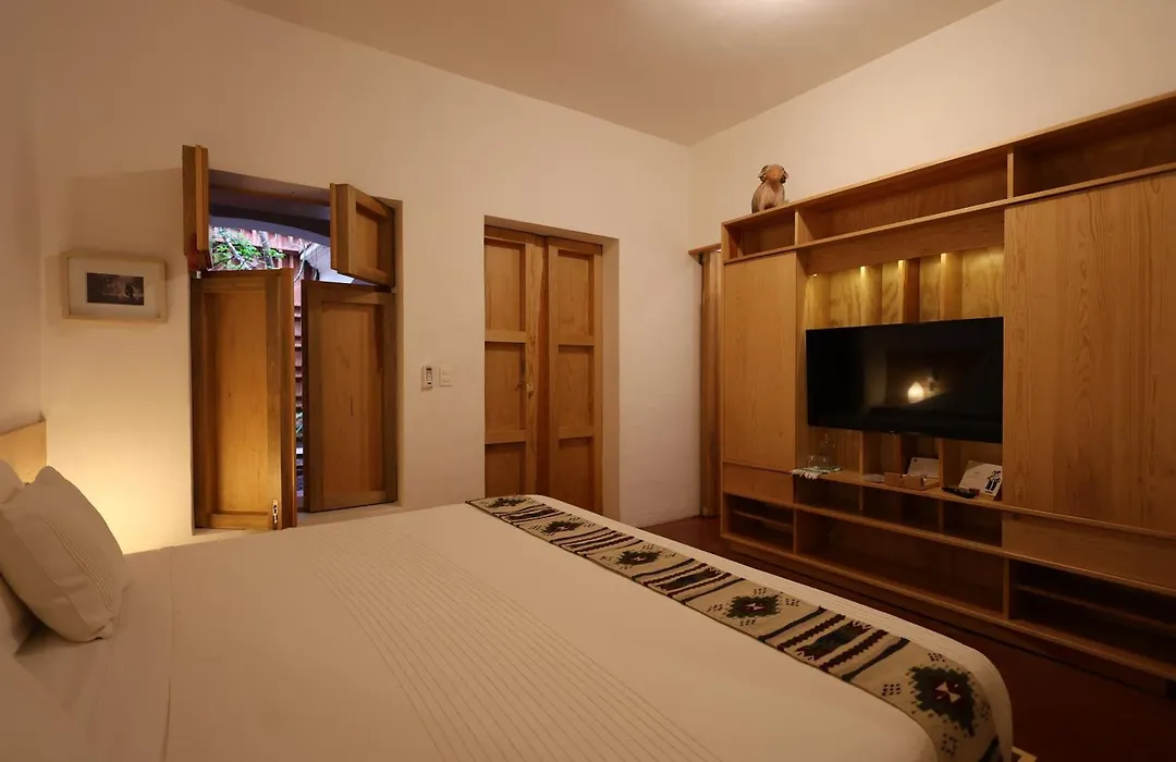 Hotel Ayook-1