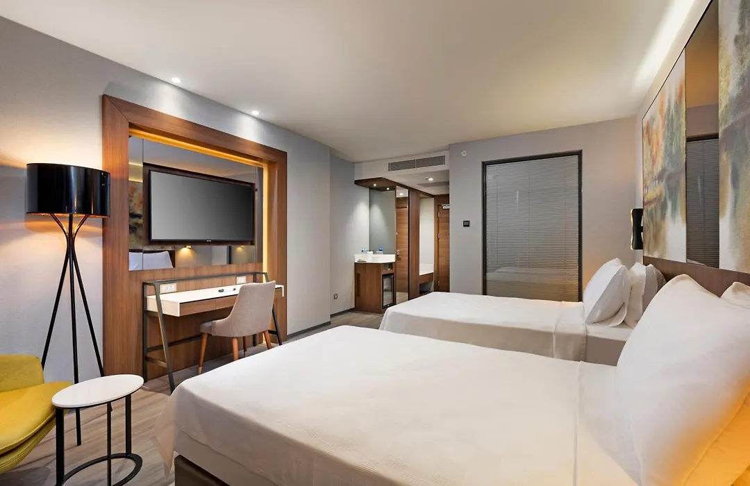 Limak Skopje Luxury Hotel-1