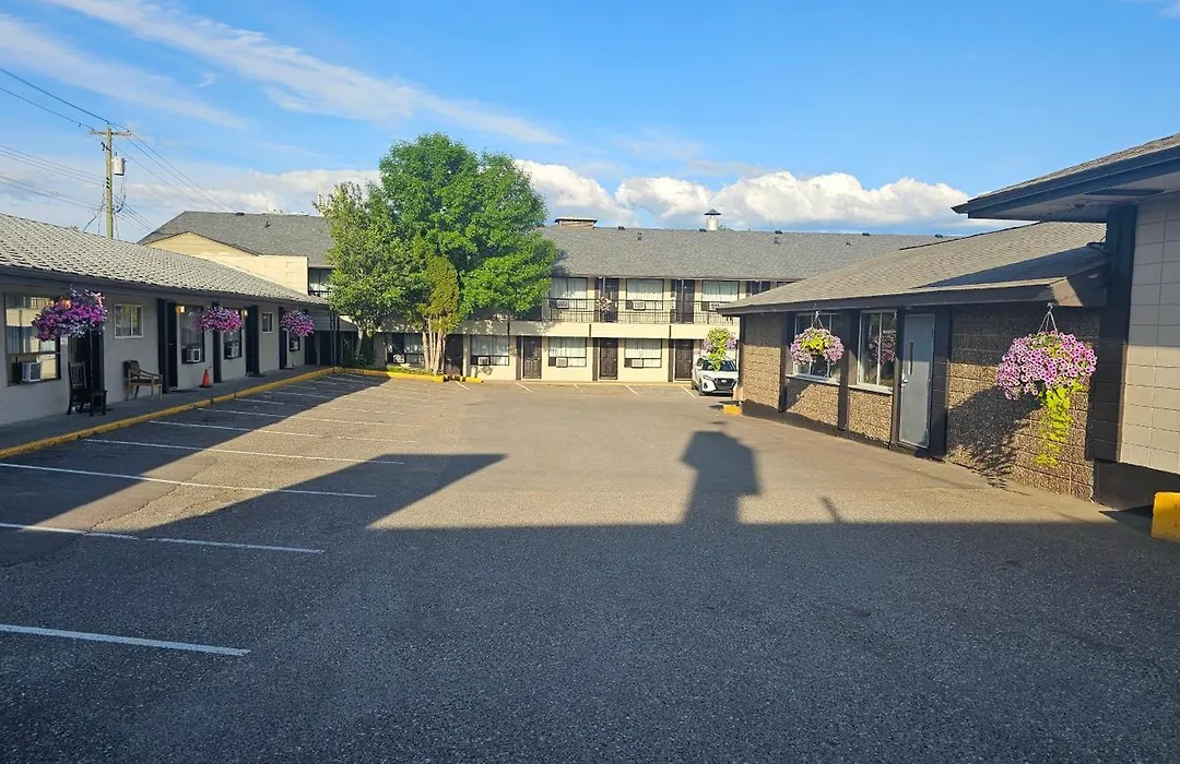 Camelot Court Motel-1