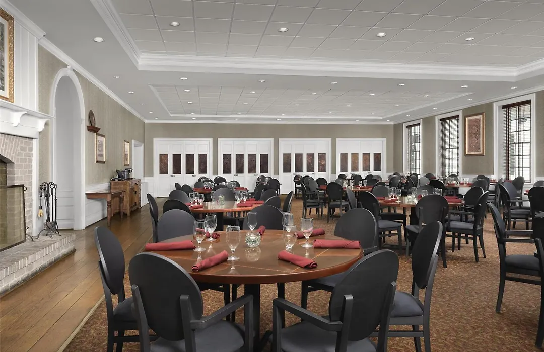 Virginia Crossings Hotel, Tapestry Collection By Hilton-1