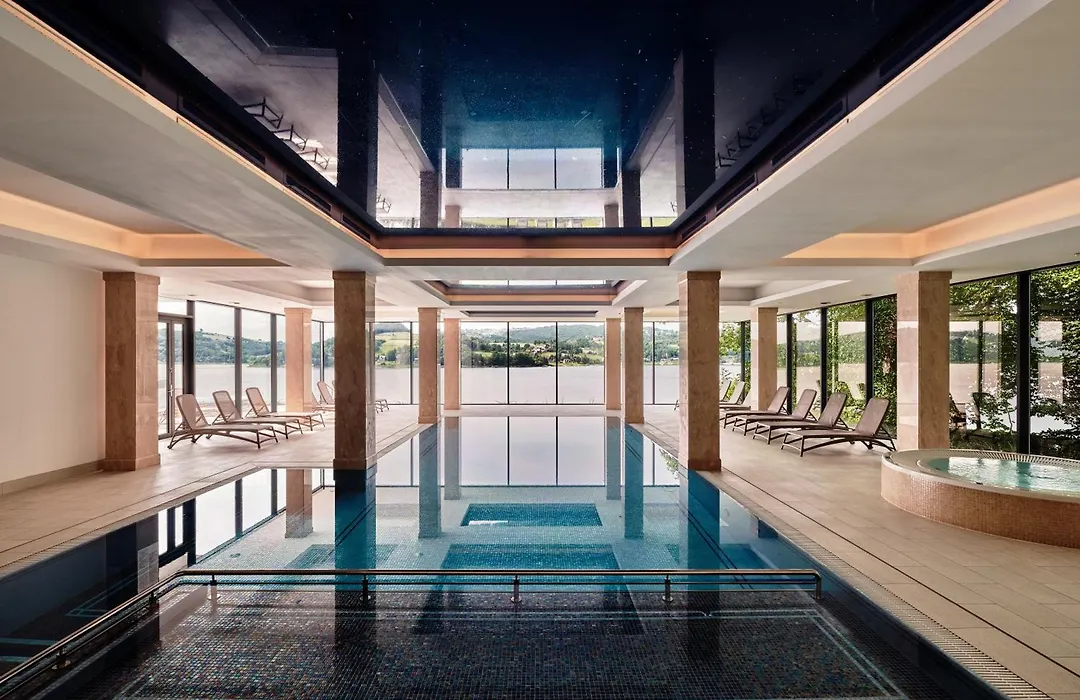 Heron Live Hotel Marina & Spa-1