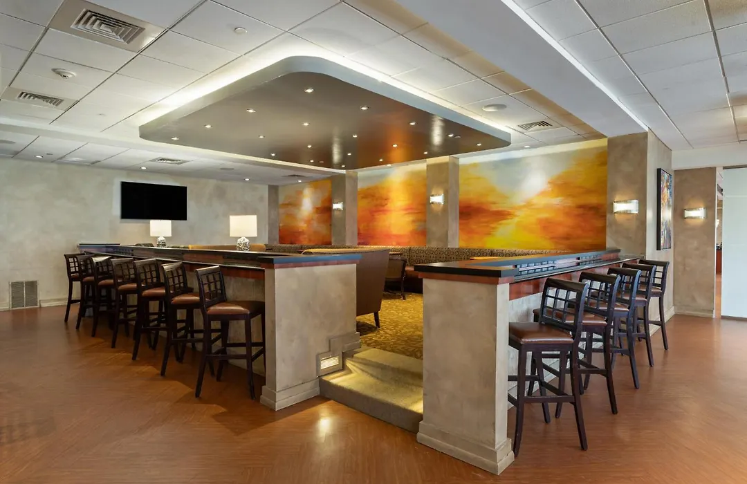 Crowne Plaza Executive Center Baton Rouge By Ihg-1