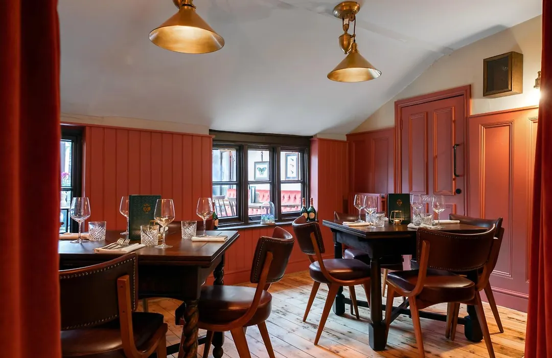 Cromwell Arms Country Pub With Rooms-1