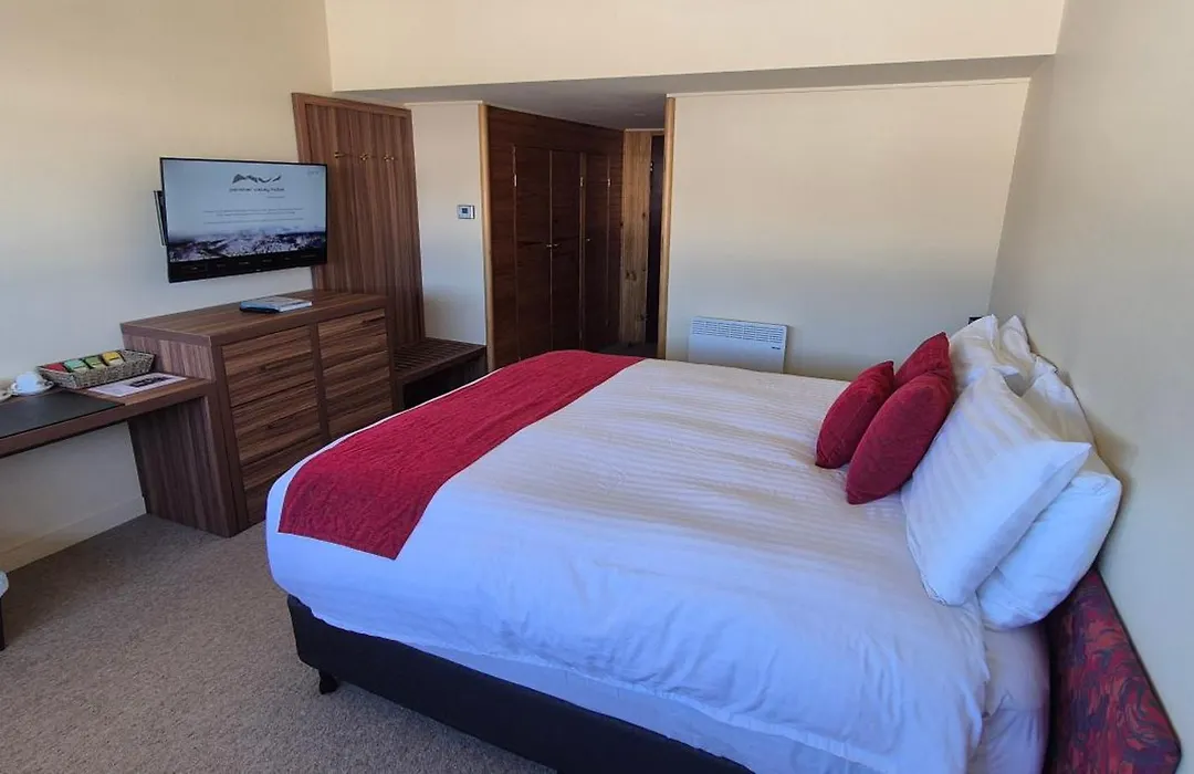 The Perisher Valley Hotel-1