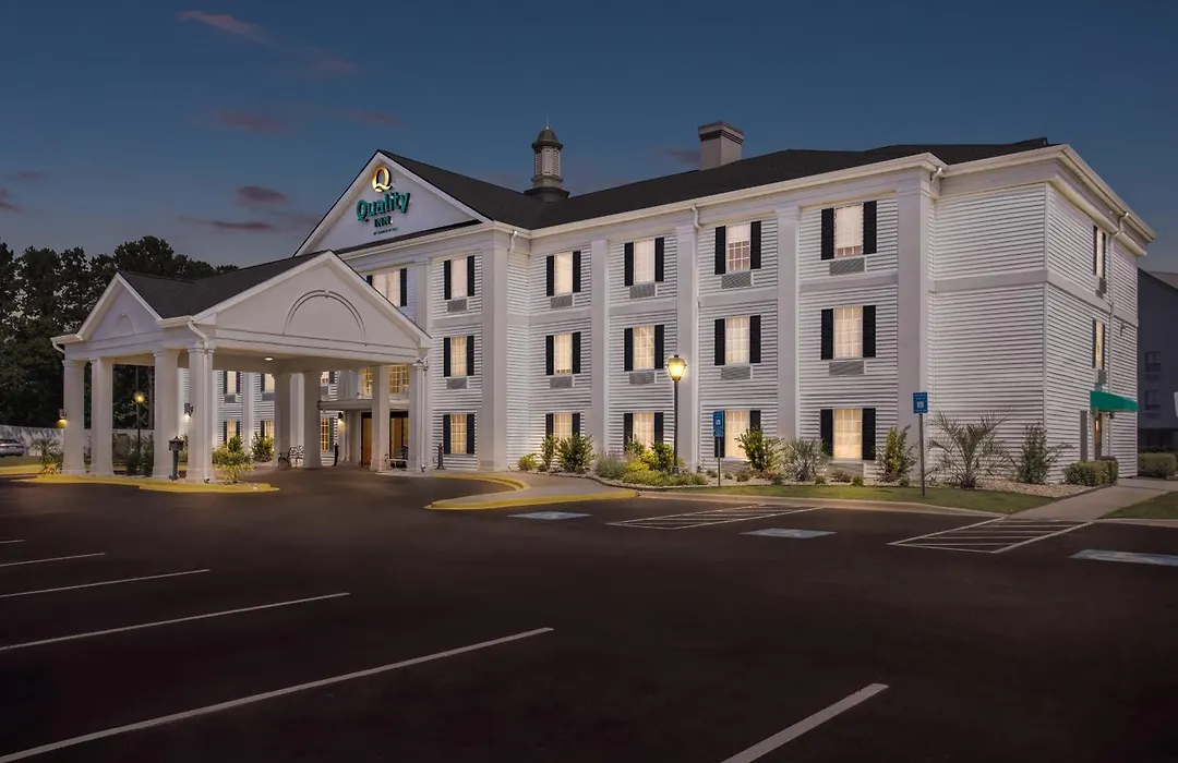 Quality Inn Pooler - Savannah I-95-1