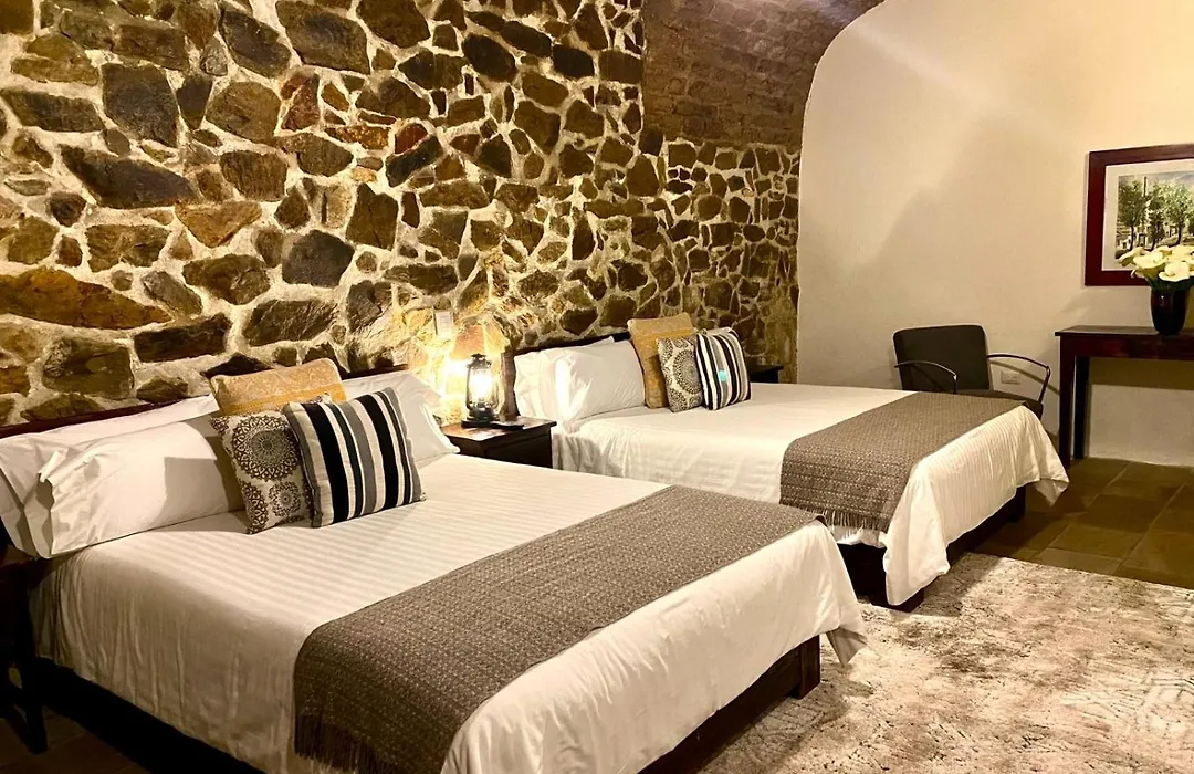 Hotel Mina Real-1