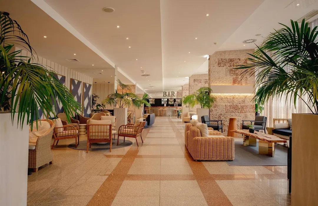 Tryp By Wyndham Lisboa Caparica Mar-1