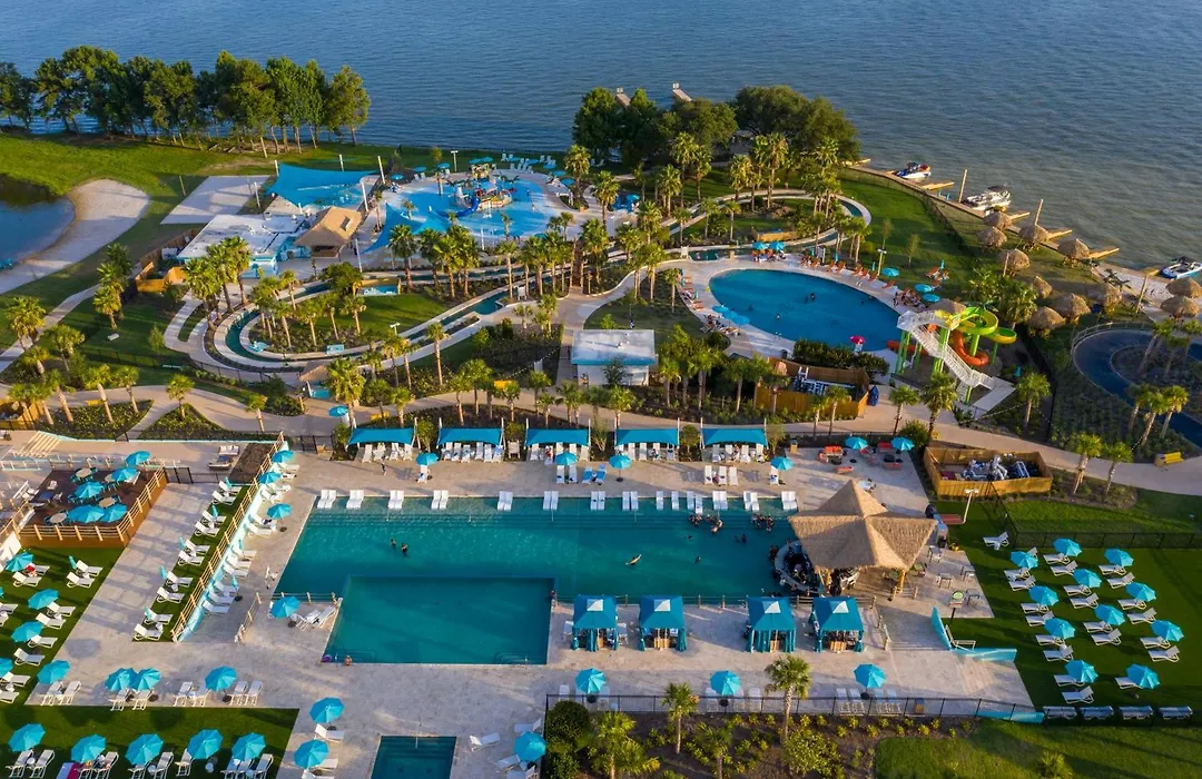 Margaritaville Lake Resort, Lake Conroe-1