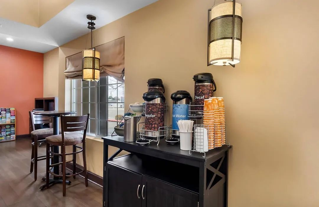 Comfort Suites Clovis - Fresno-1