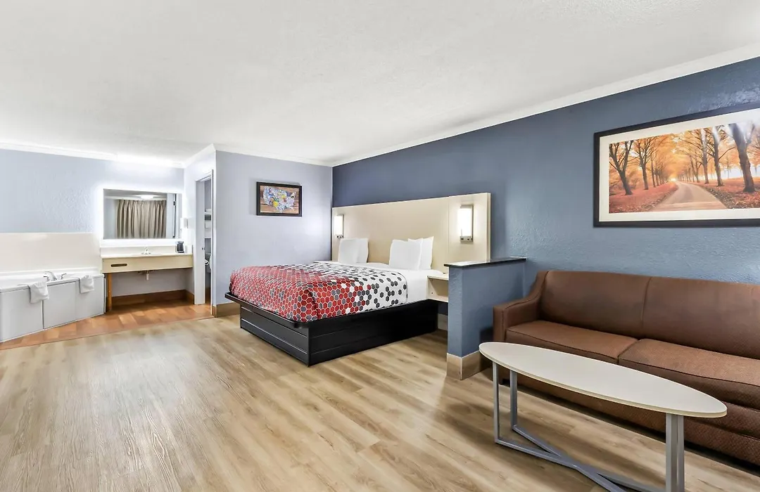 Econo Lodge Inn & Suites Cayce I-26 Airport-1