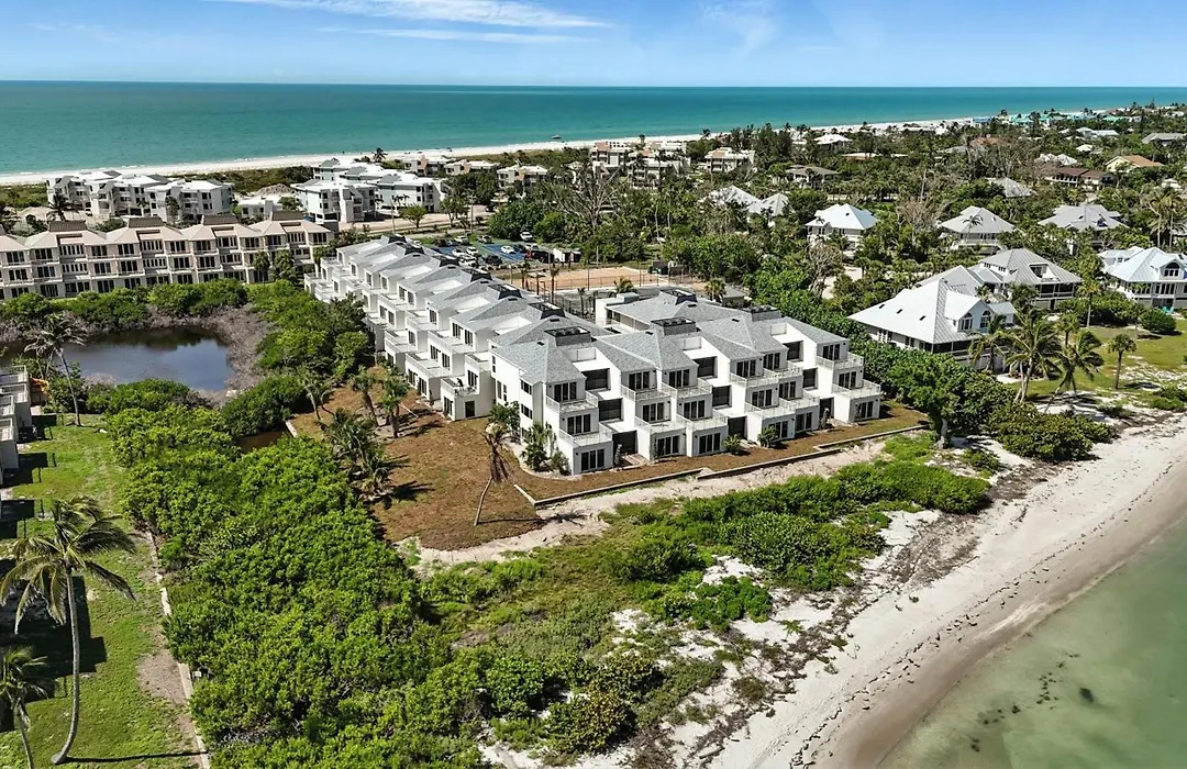 Lighthouse Resort & Club-1