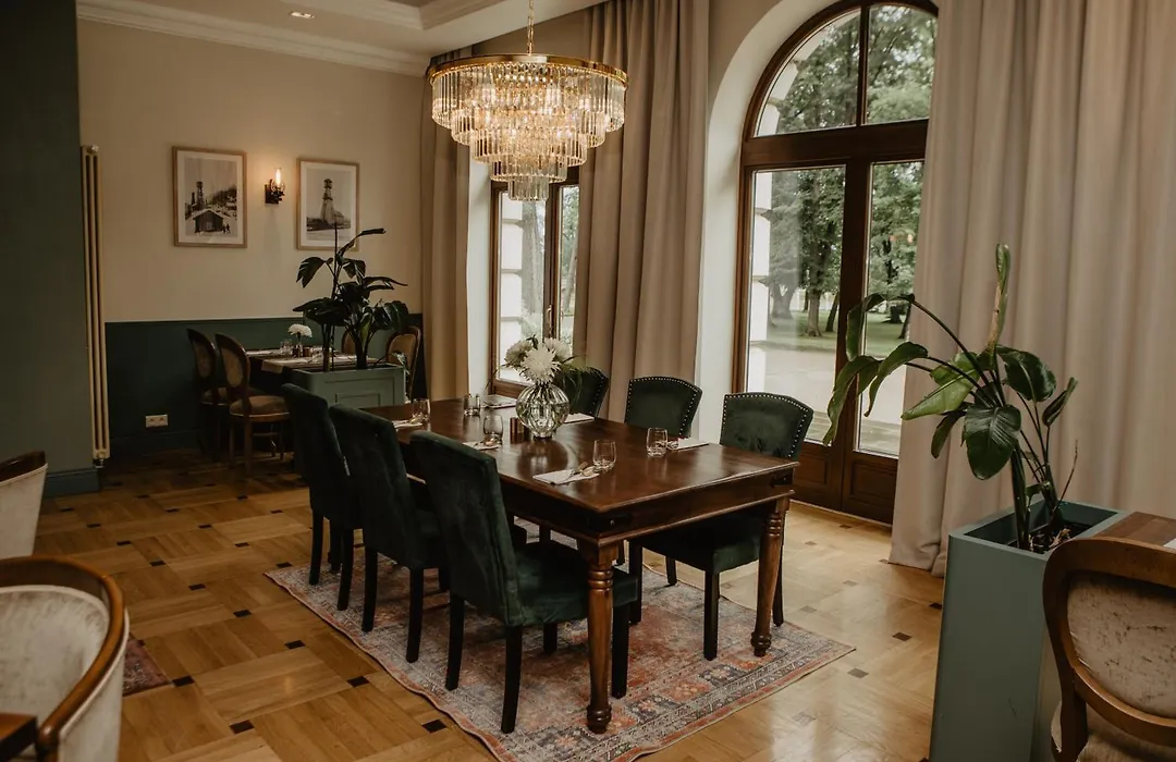 Palac Polanka-1