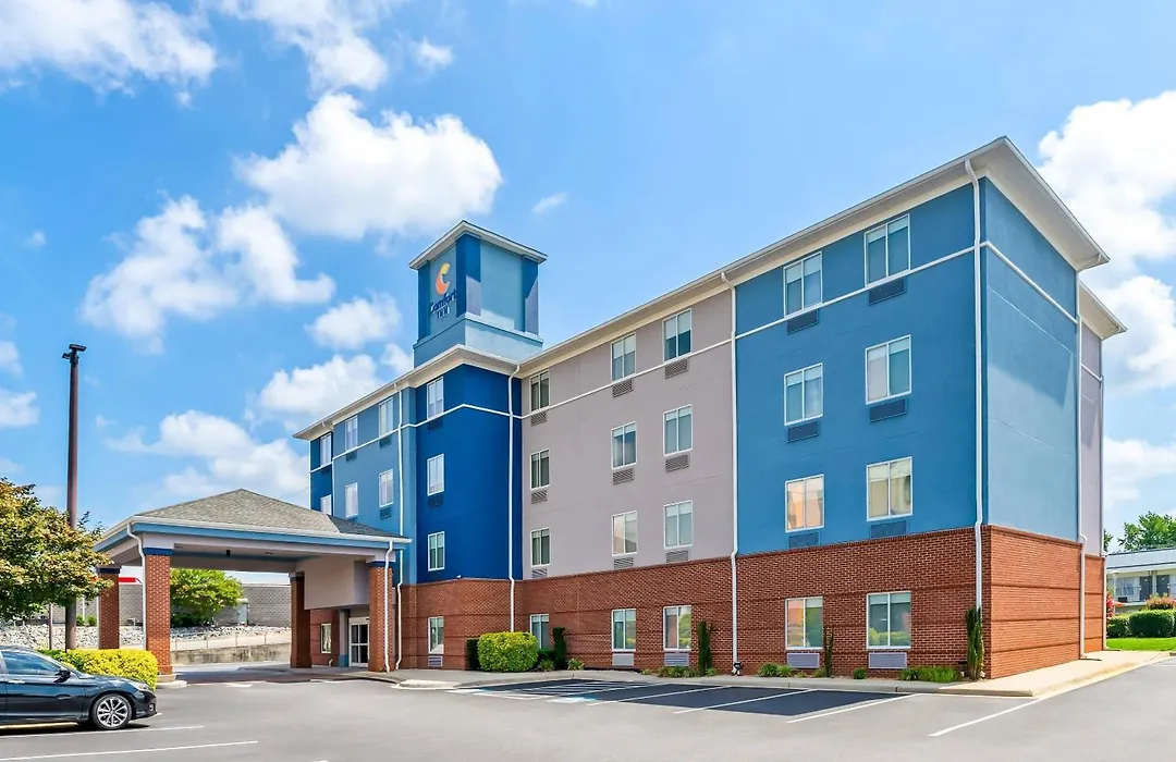 Comfort Inn Emporia-1