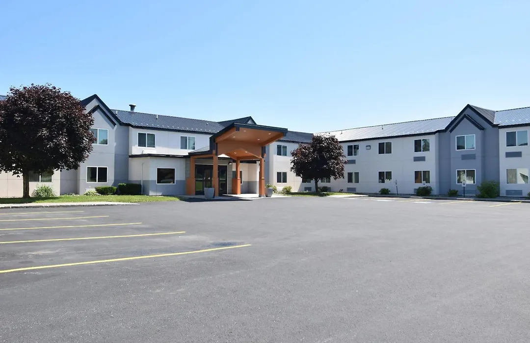 Quality Inn & Suites Watertown Fort Drum-1