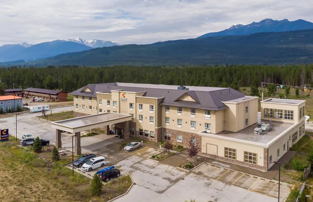 Comfort Inn & Suites-1