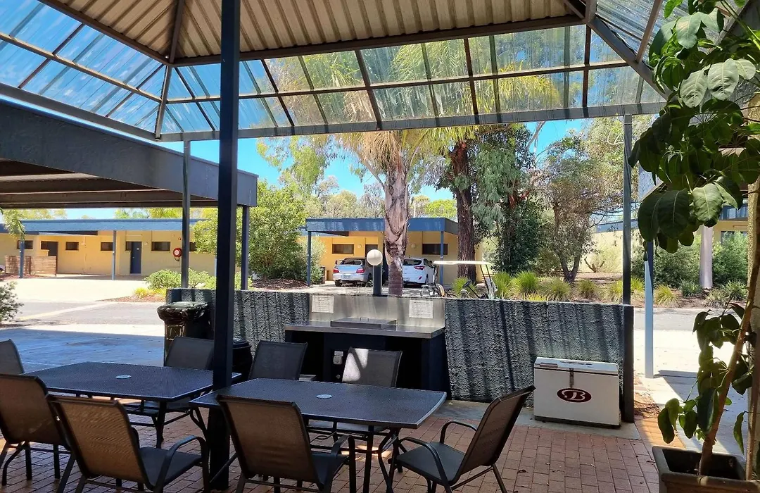 Comfort Inn & Suites Riverland-1