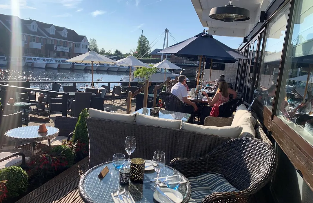 Hotel Wroxham-1