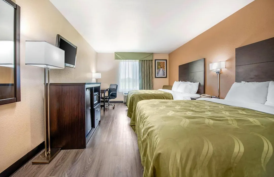 Quality Inn & Suites Brandenburg - Fort Knox-1