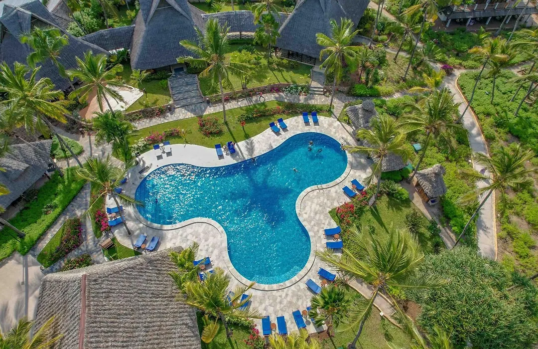 Breezes Beach Club&Spa-1