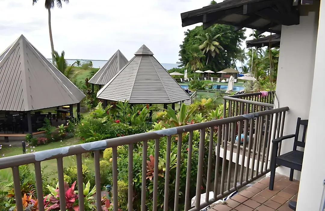Ultiqa Fiji Palms Beach Resort-1