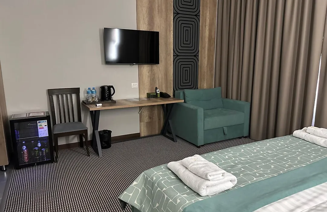 Grand Way Hotel-1