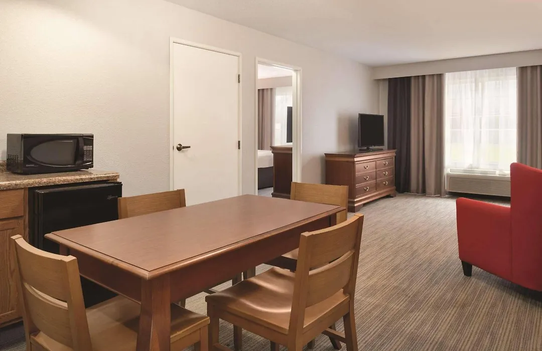 Country Inn & Suites By Radisson, Valparaiso, In-1