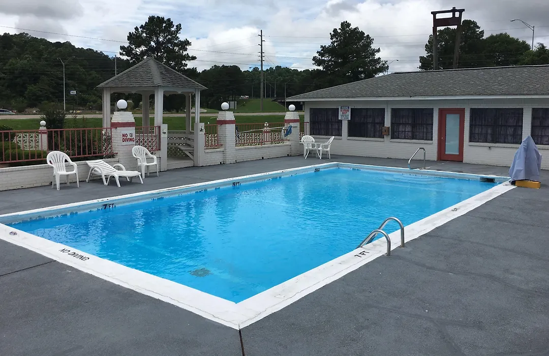 Americas Best Value Inn-1