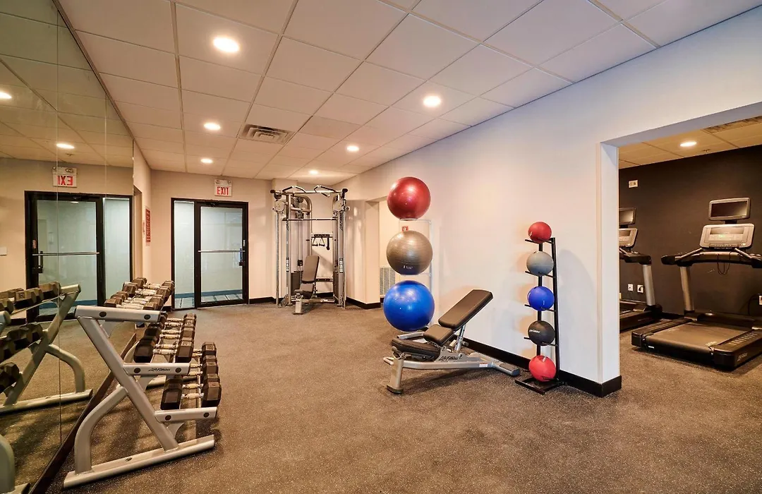 Four Points By Sheraton Cleveland-Eastlake-1