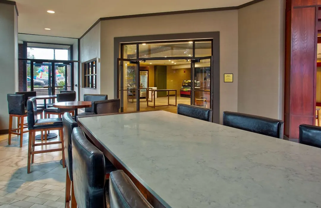 Doubletree By Hilton Lansing-1