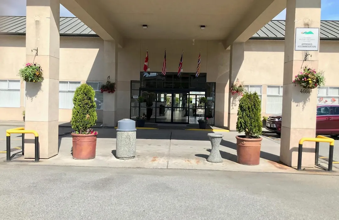 Powell River Town Centre Hotel-1