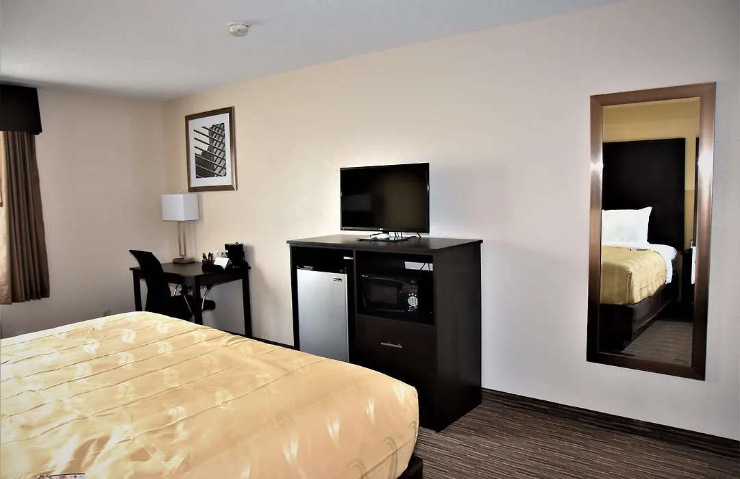 Quality Inn & Suites Metropolis I-24-1