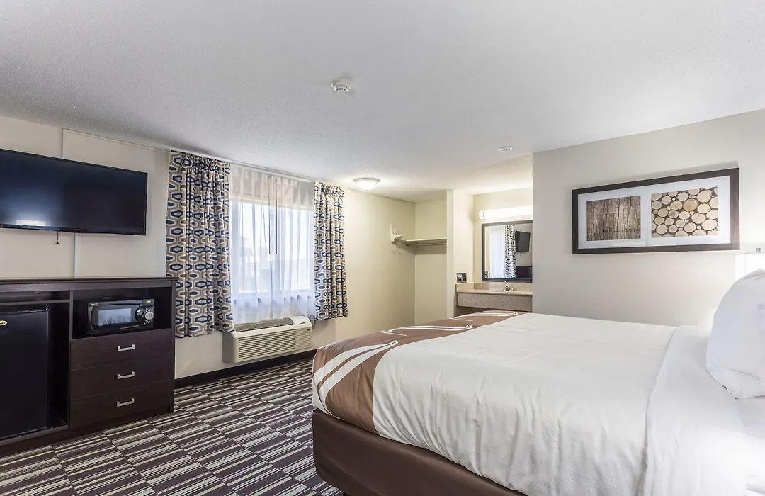 Quality Inn Farmington-1