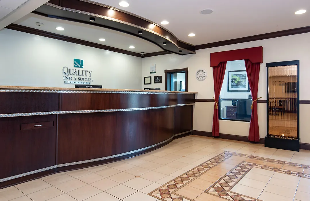 Quality Inn & Suites Quakertown-Allentown-1