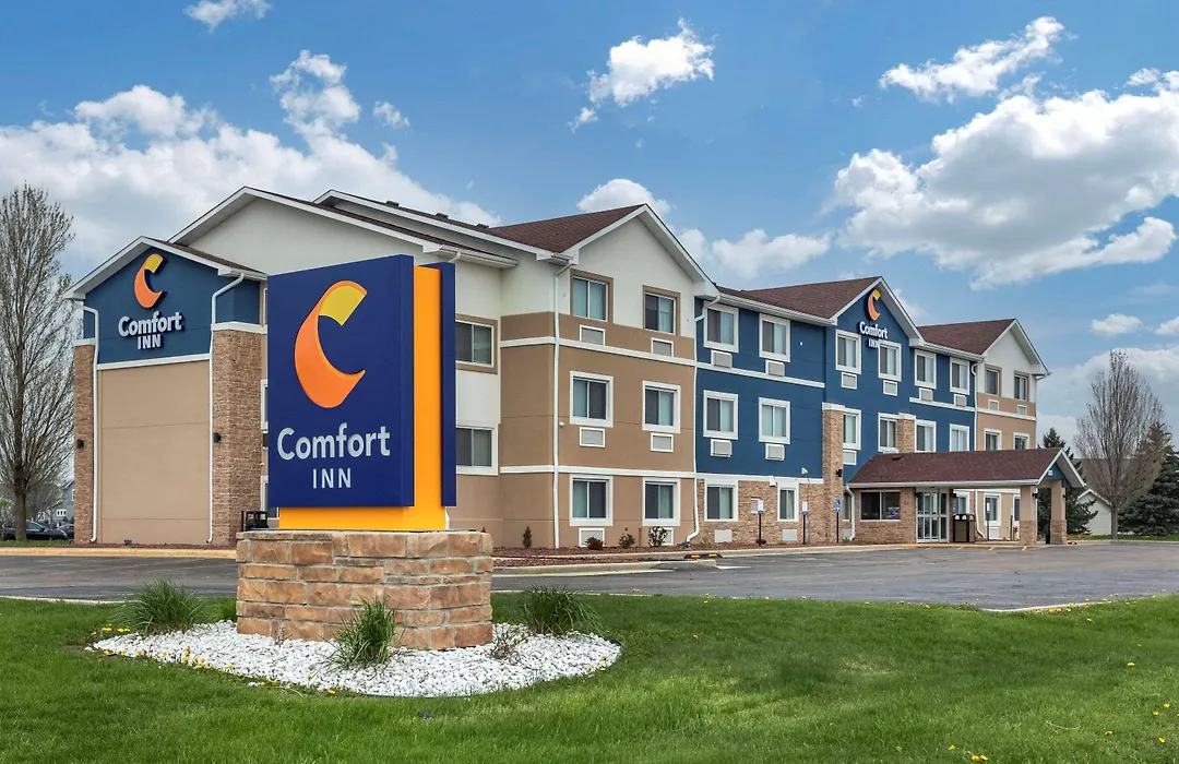 Comfort Inn Mount Pleasant - Racine-1