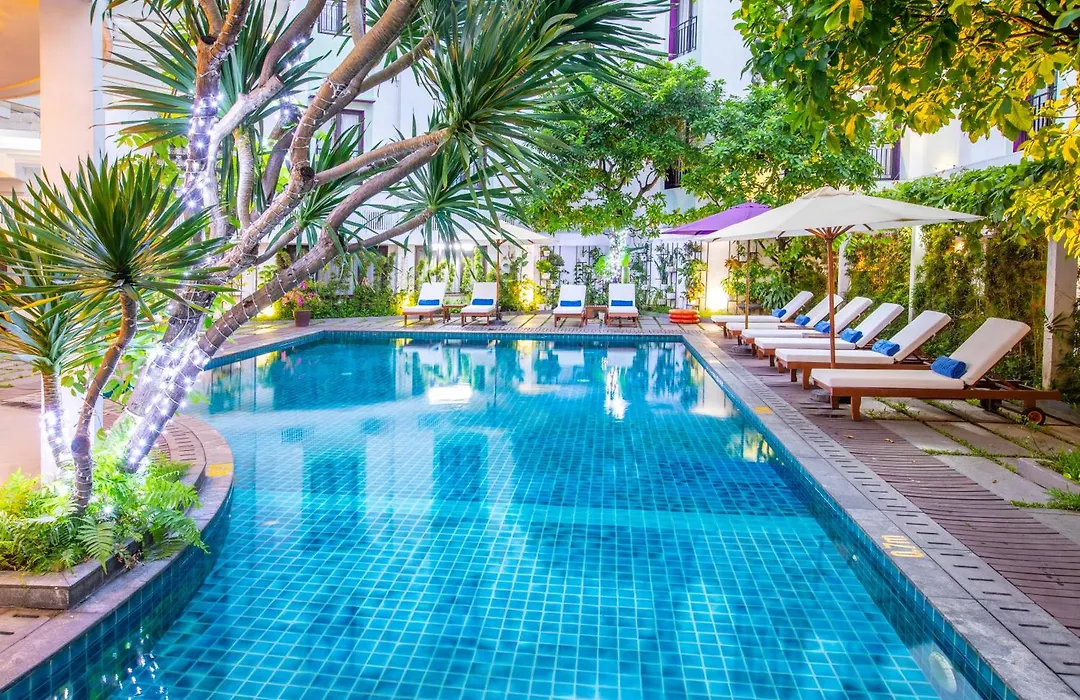Emm Hotel Hue-1