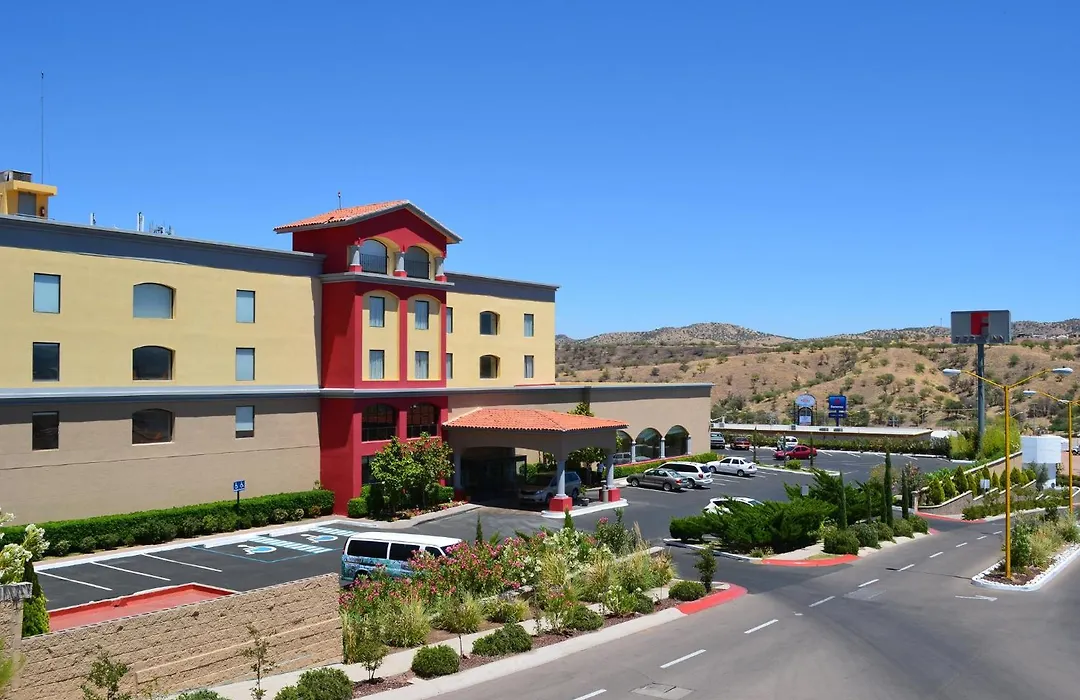 Fiesta Inn Nogales-1