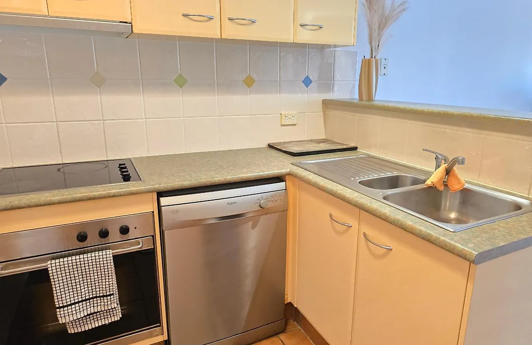 Fairways Golf & Beach Retreat Bribie Island-1