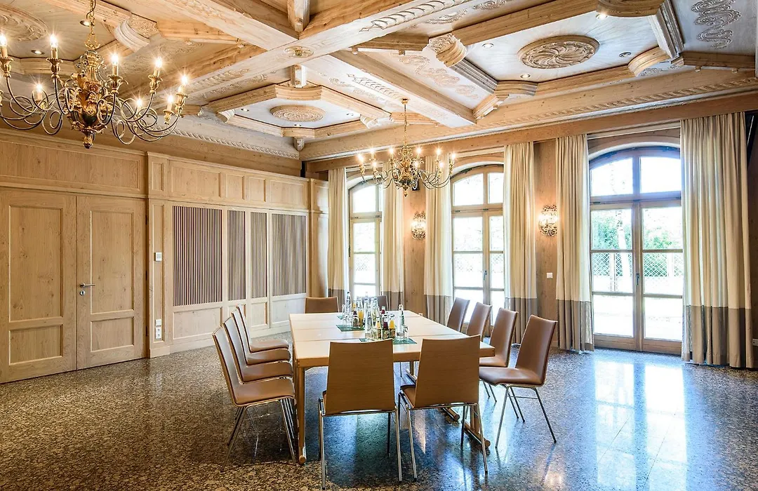 Bauer Hotel Und Restaurant-1