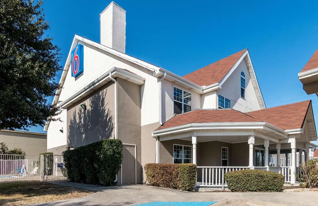 Motel 6-North Richland Hills, Tx - Rufe Snow-1