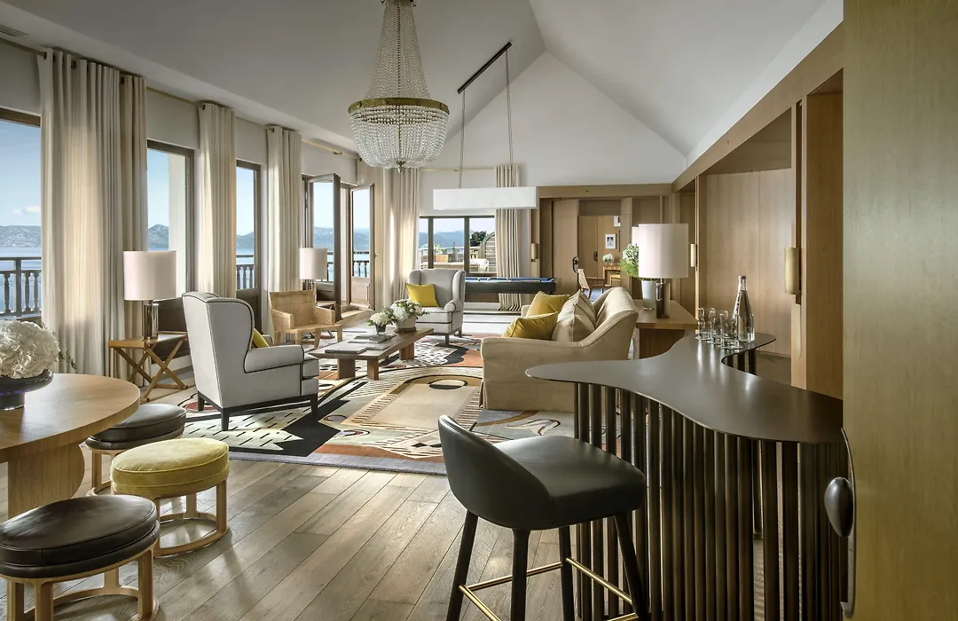Hotel Royal-1