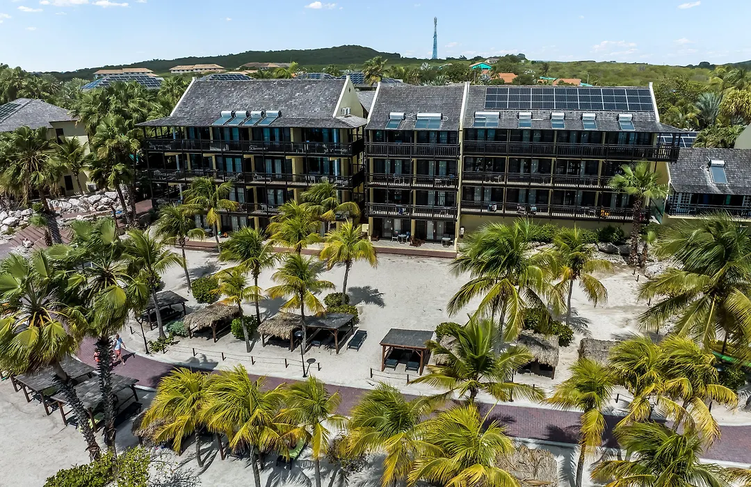 Lionsdive Beach Resort-1