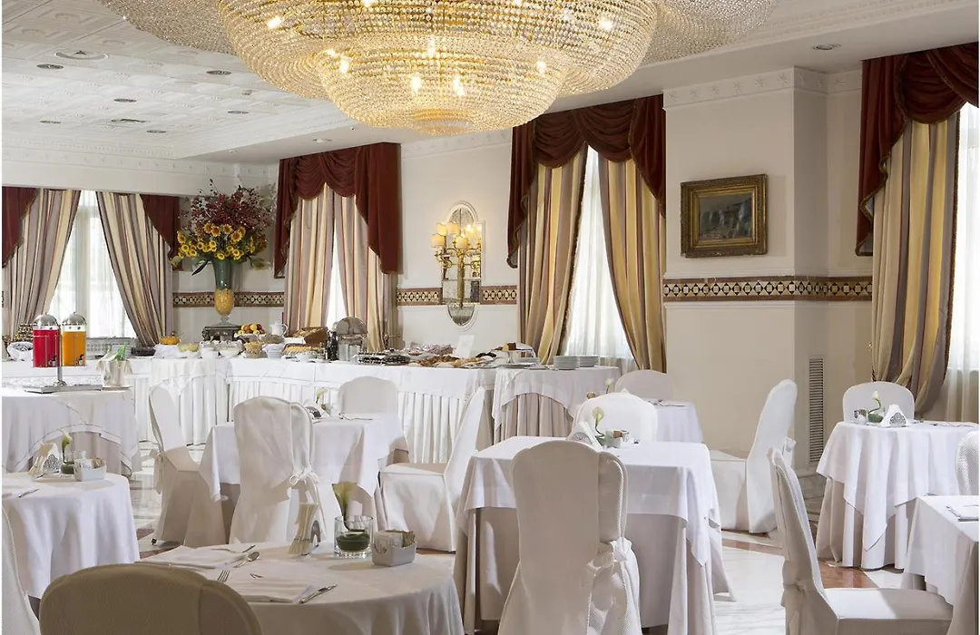 Grand Hotel Vanvitelli-1