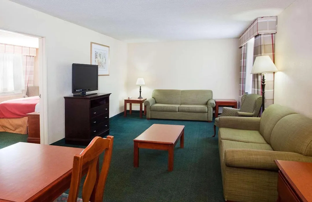 Country Inn & Suites By Radisson, Hiram, Ga-1
